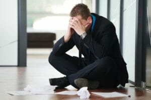 Неплательщики и потеря работы